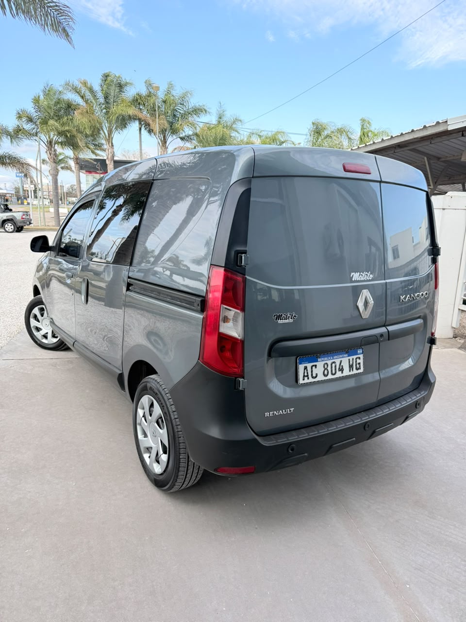 RENAULT - KANGOO  LL  EXPRESS EMOTION  SA  1.6       - MANUAL - 2018